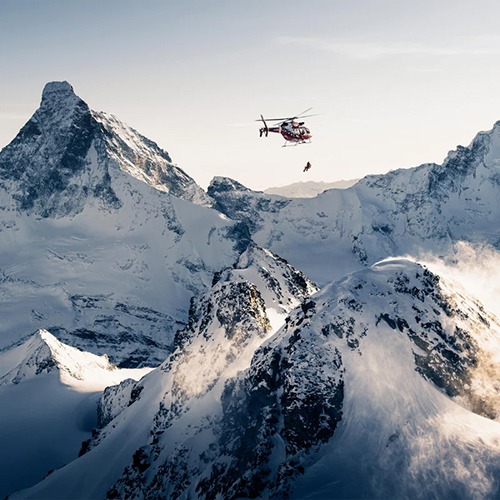 Hamilton – Partenaire d'Air Zermatt et d'Air-Glaciers Hamilton – Partenaire d'Air Zermatt et d'Air-Glaciers